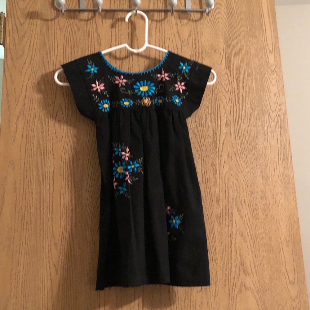 Girls Mexican dress